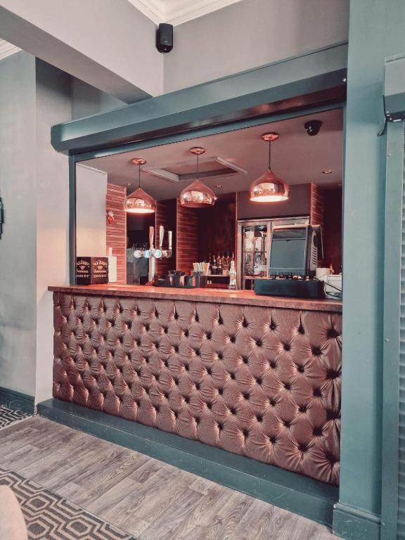 Oyo Ivy Hotel สเกคเนส ภายนอก รูปภาพ