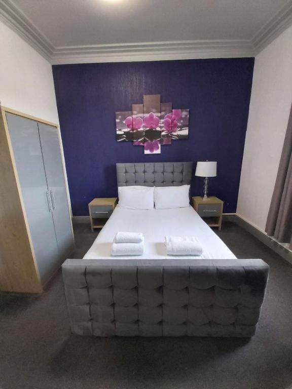 Oyo Ivy Hotel สเกคเนส ภายนอก รูปภาพ